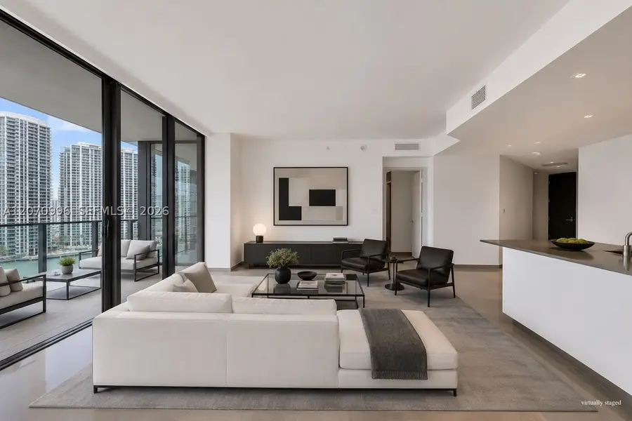 68 SE 6th #1702, Miami, FL 33131 - #2