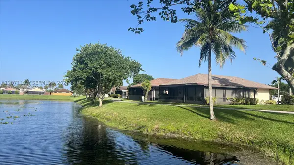 5437 Mendoza, West Palm Beach, FL 33415