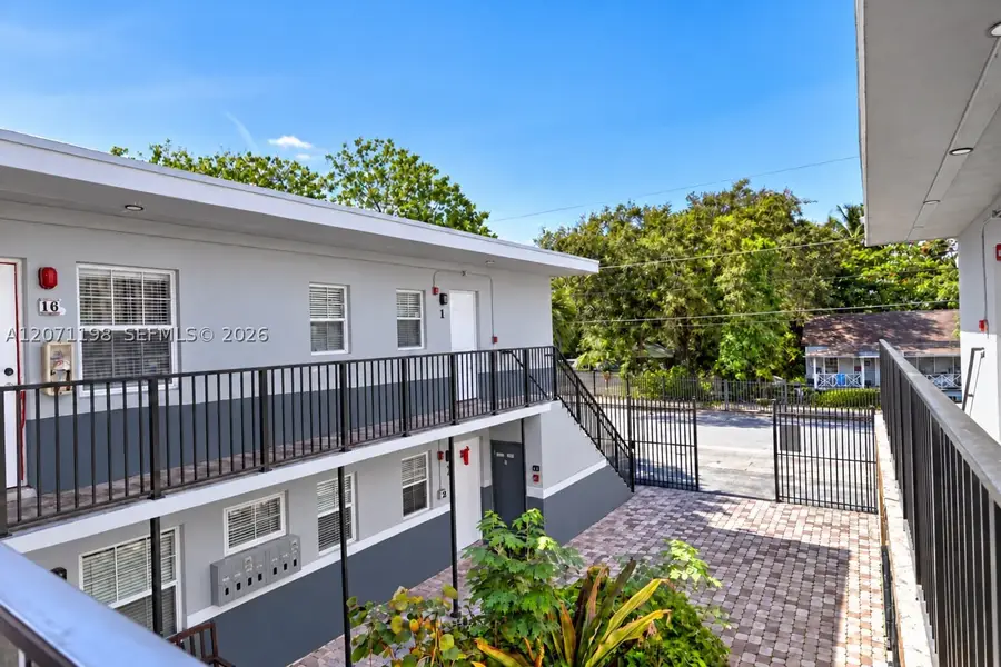 3615 Thomas #13, Miami, FL 33133 - #3