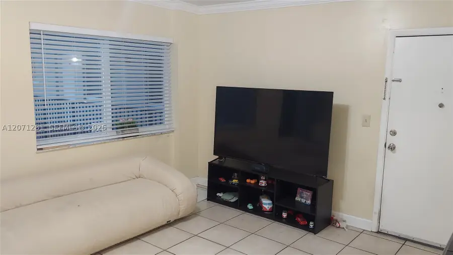 900 SW 84th #301E, Miami, FL 33144 - #3