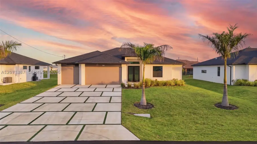 325 NE 15th, Cape Coral, FL 33909 - #2