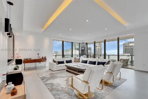 68 SE 6th #3911, Miami, FL 33131