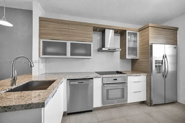 5670 NW 116th #222, Doral, FL 33178