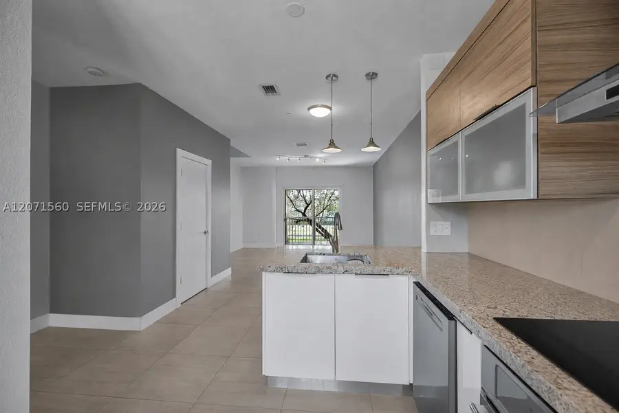 5670 NW 116th #222, Doral, FL 33178 - #3
