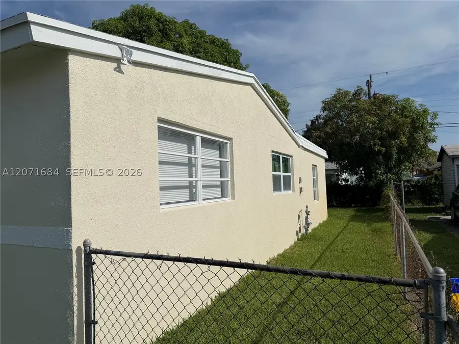 1240 W 26th, Riviera Beach, FL 33404 - #2