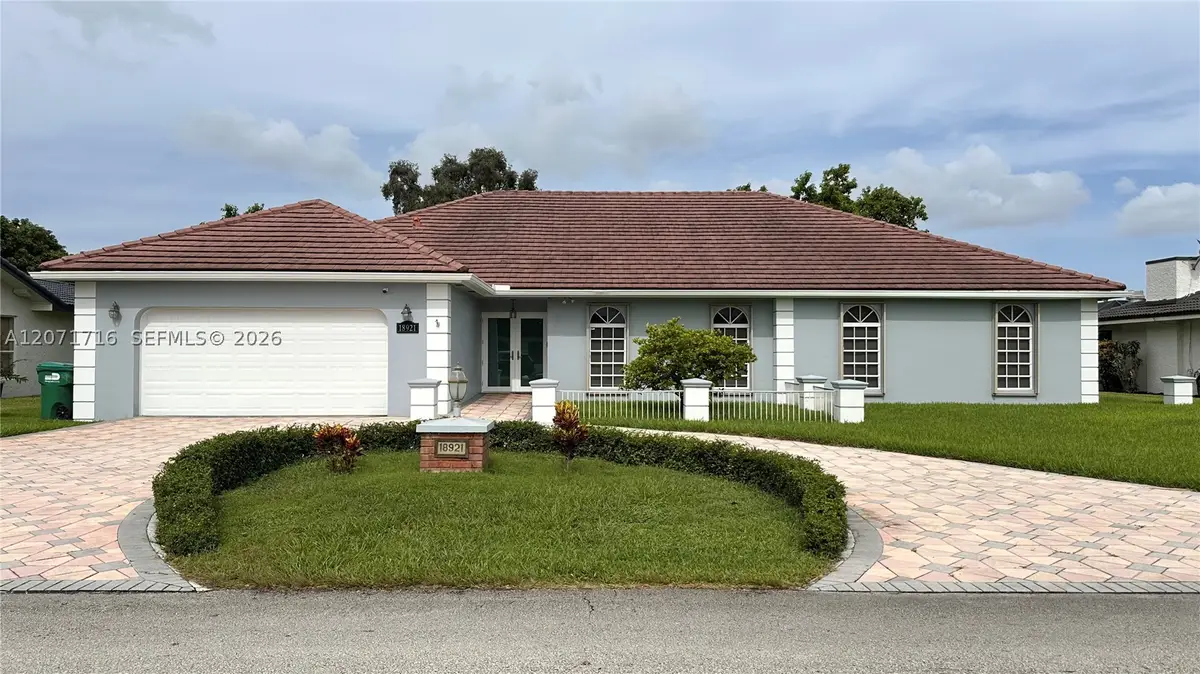 18921 W Oakmont, Hialeah, FL 33015 - #1
