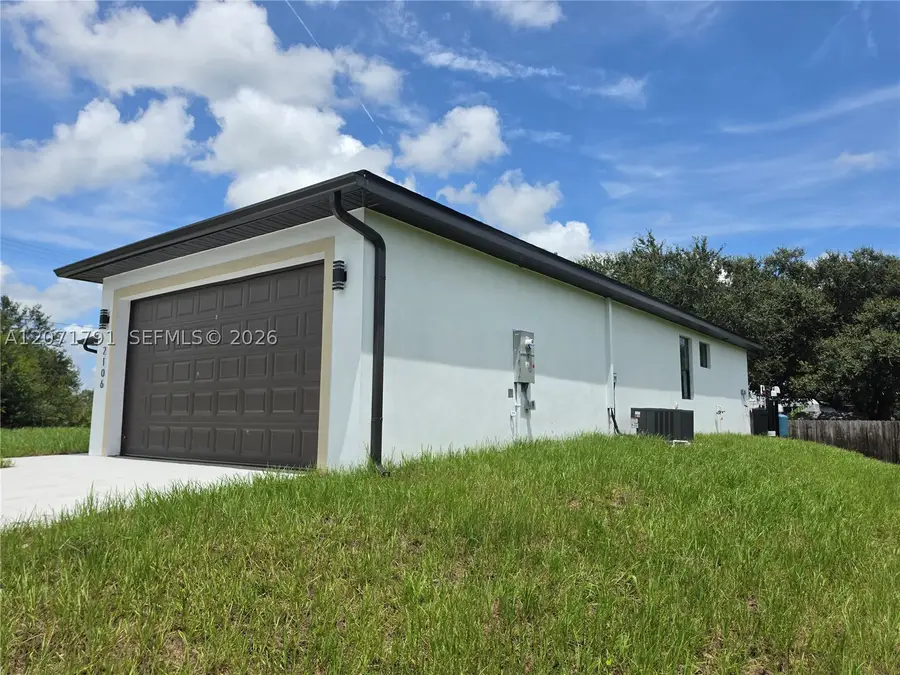 2106 W 17th, Lehigh Acres, FL 33972 - #3