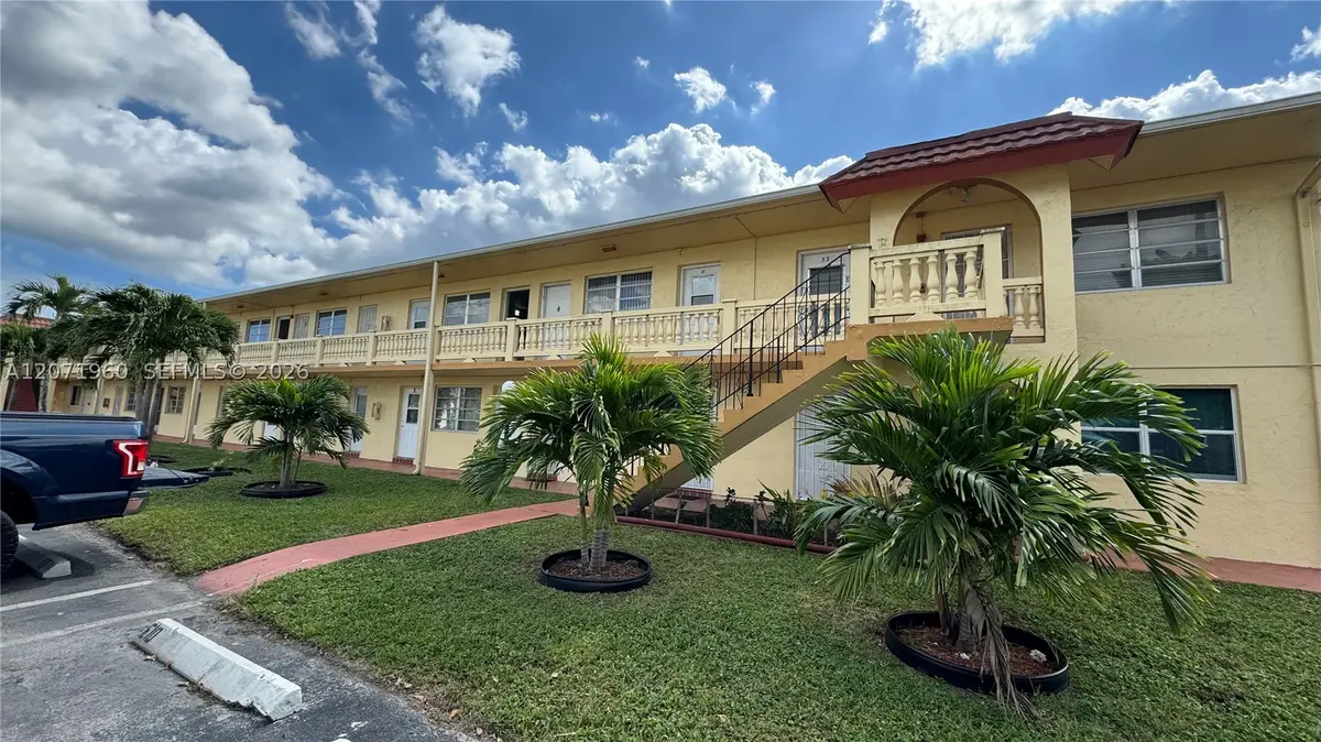 160 NE 203rd #E20, Miami Gardens, FL 33179 - #1