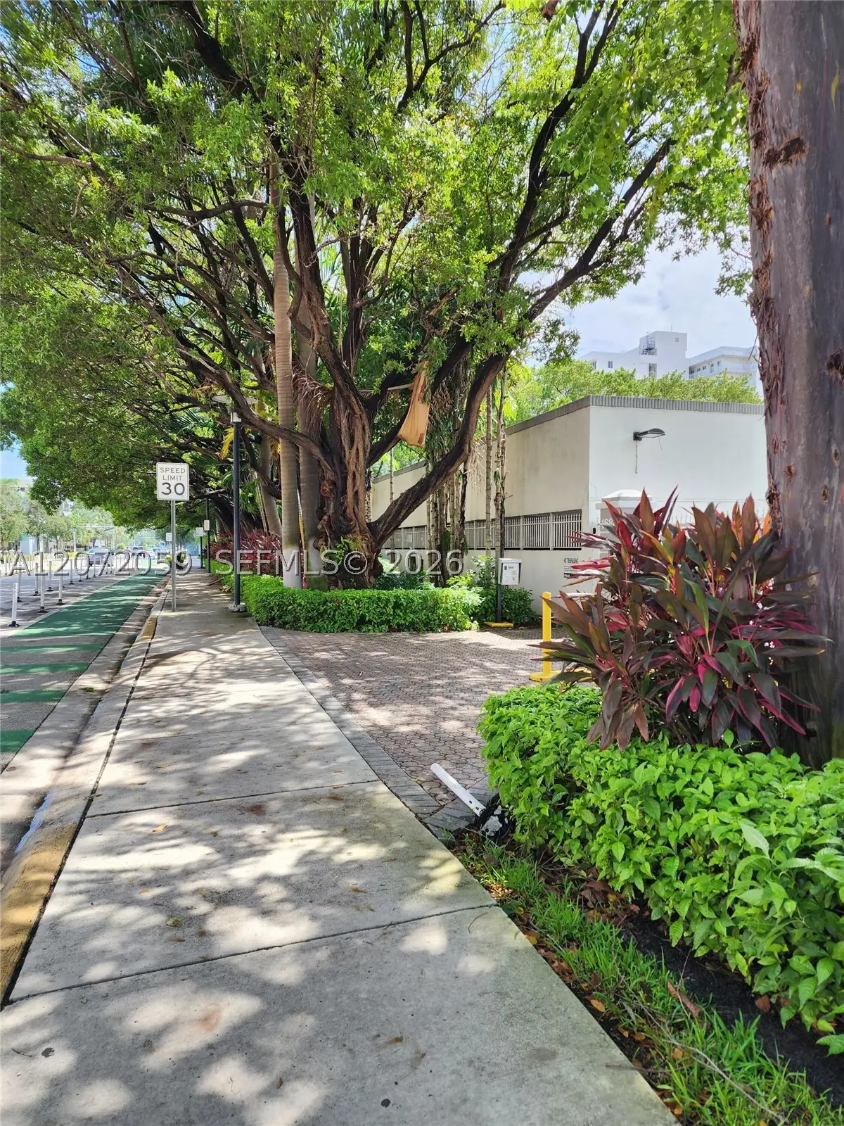1688 West #506, Miami Beach, FL 33139 - #1