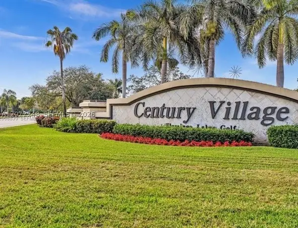 901 SW 128th #414E, Pembroke Pines, FL 33027