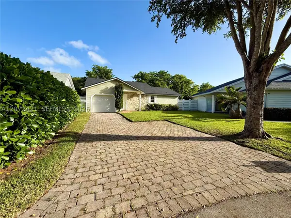 14353 SW 150th, Miami, FL 33186