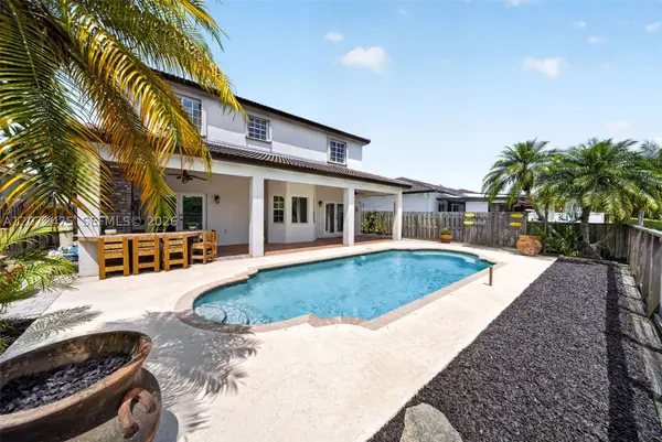 6903 SW 158th, Miami, FL 33193