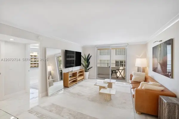 5555 Collins #16B, Miami Beach, FL 33140