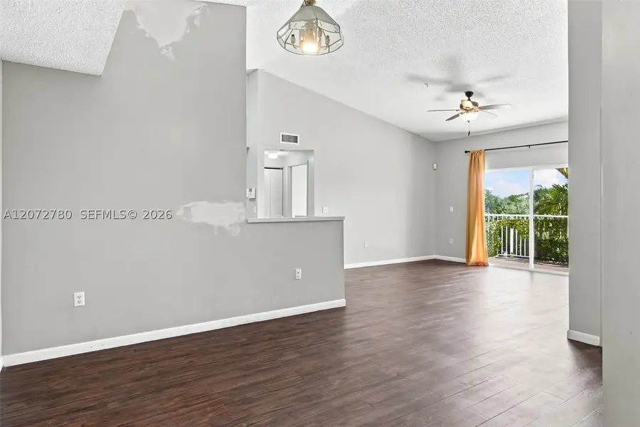 6976 SW 39th #G304, Davie, FL 33314 - #2