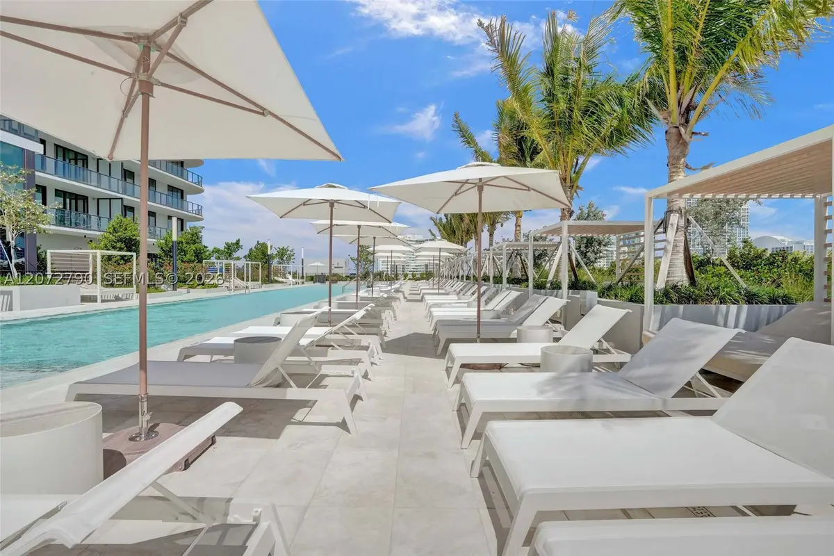 580 72nd #1012, Miami Beach, FL 33141 - #1