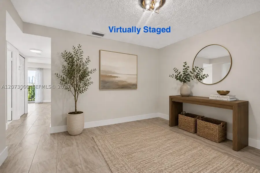 199 SW 12th #415B, Miami, FL 33130 - #2