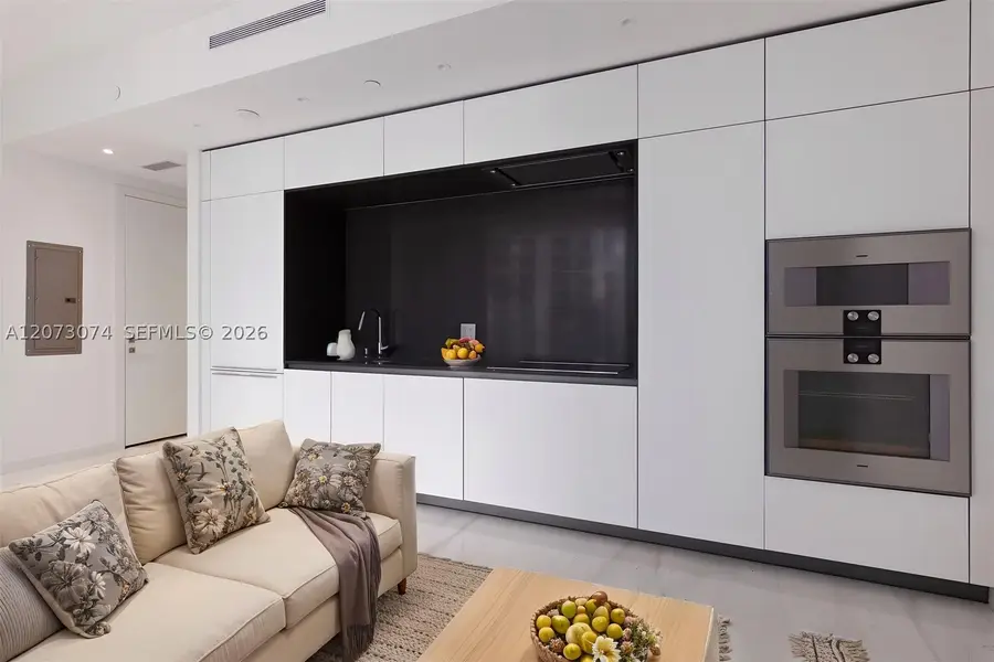 300 Biscayne Boulevard #2608W, Miami, FL 33131 - #3
