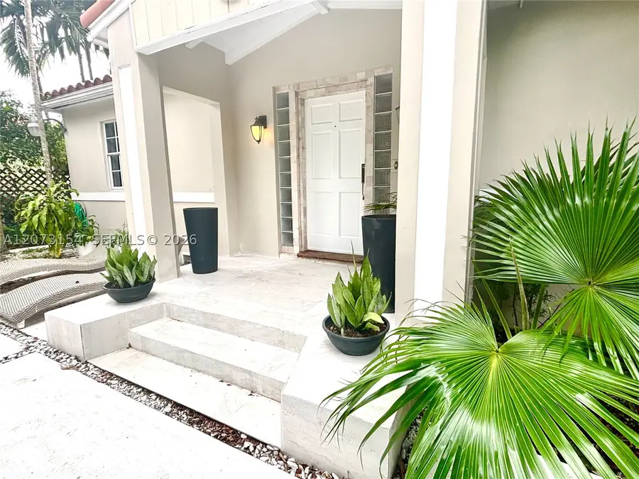 Address Withheld By Seller, Miami, FL 33133 - #3
