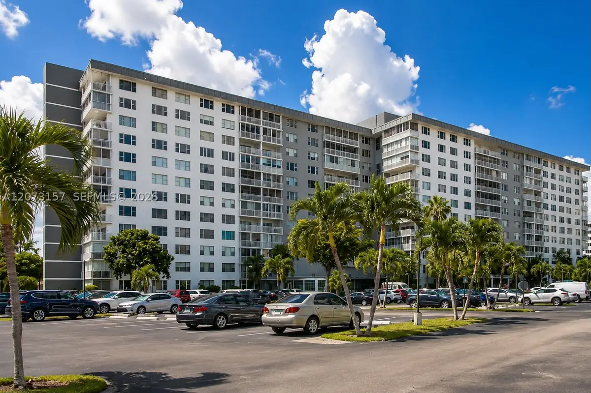 3800 Hillcrest #315, Hollywood, FL 33021 - #1
