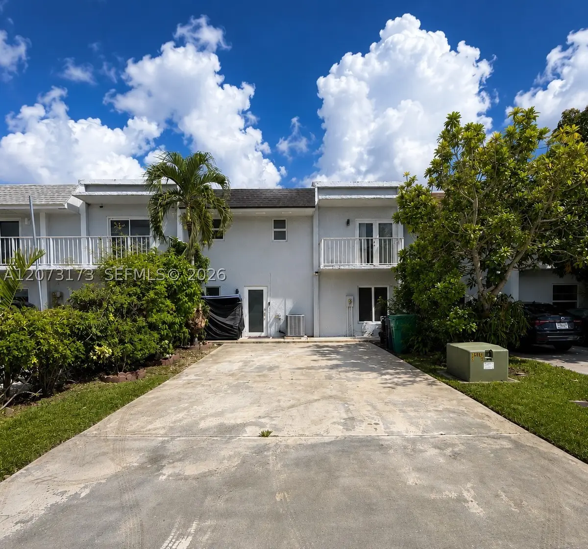 11221 SW 33rd Cir, Miami, FL 33165 - #1