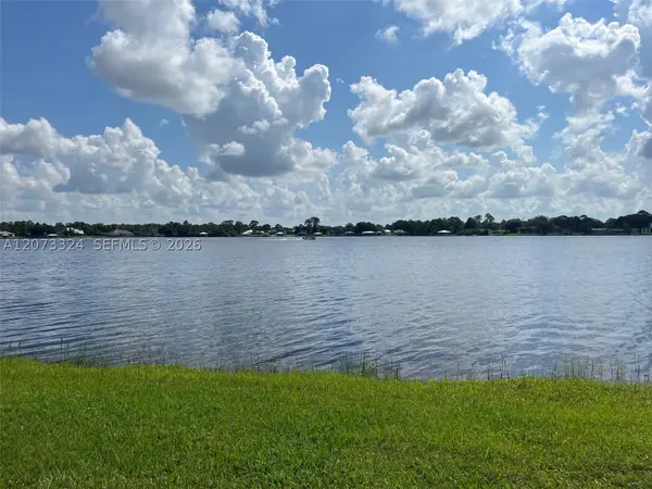1050 Lake Carrie, Lake Placid, FL 33852