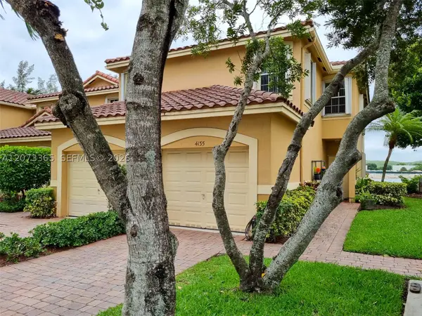 4135 Crystal Lake, Deerfield Beach, FL 33064