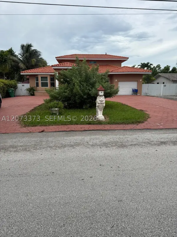 13926 SW 14th, Miami, FL 33184
