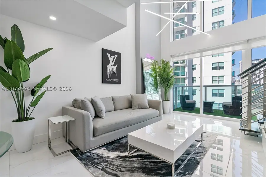 41 SE 5th #1111, Miami, FL 33131 - #2