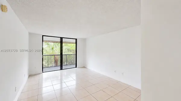 14201 N Kendall #401D, Miami, FL 33186