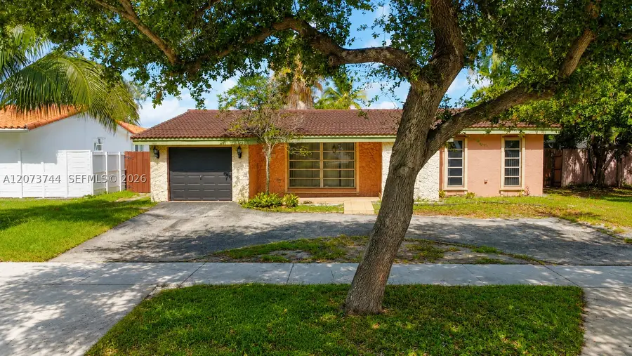 1060 N Douglas, Pembroke Pines, FL 33024 - #3