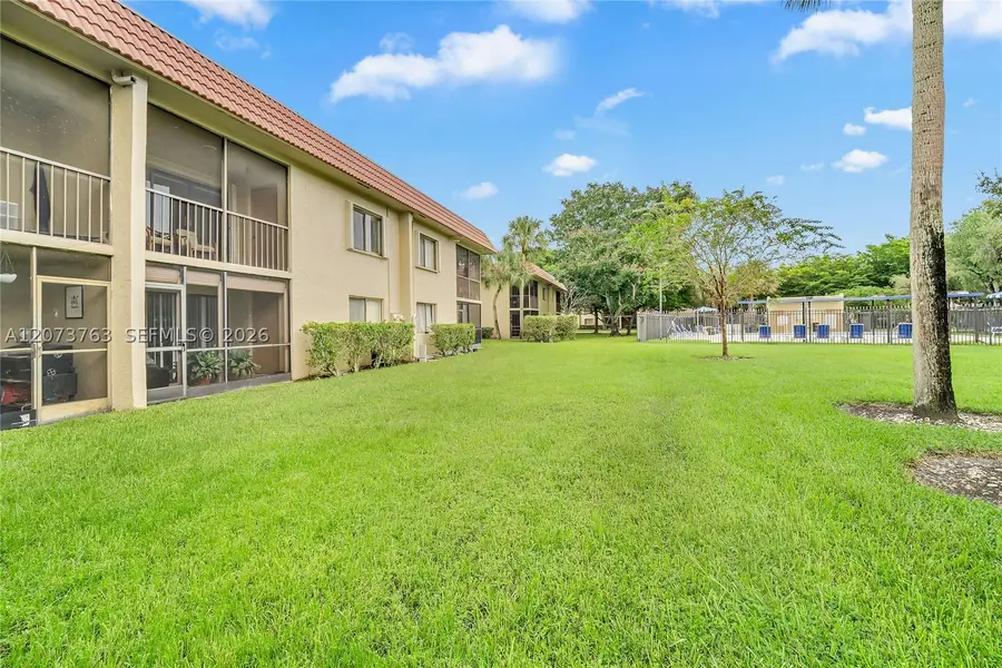 307 Lakeview #202, Weston, FL 33326 - #2
