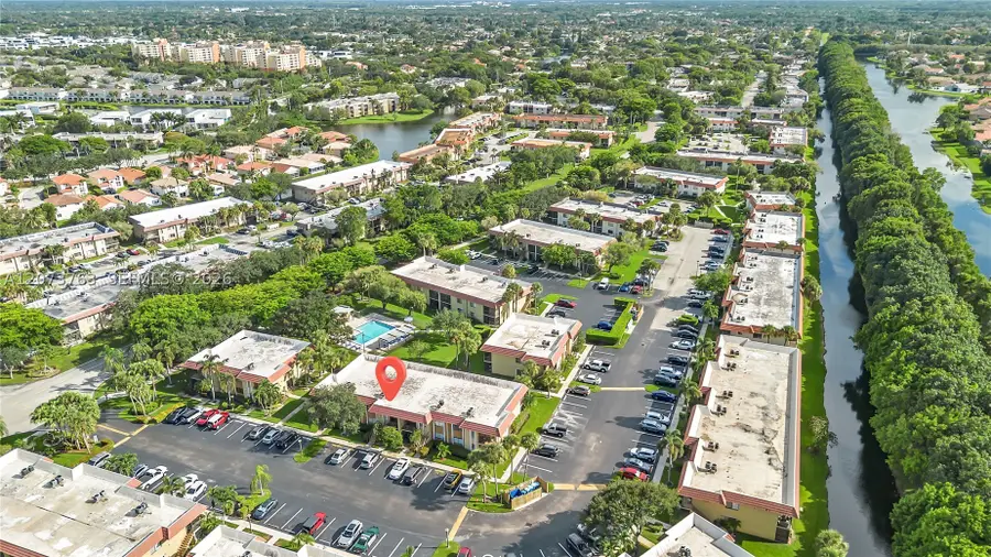 307 Lakeview #202, Weston, FL 33326 - #3