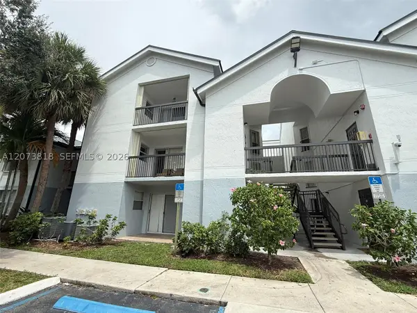 7650 Westwood #504, Tamarac, FL 33321