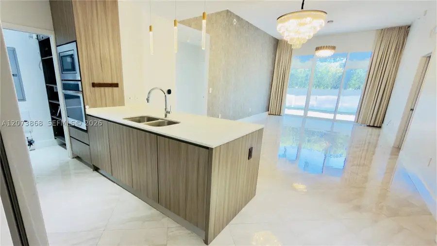 600 NE 27th #604, Miami, FL 33137 - #2