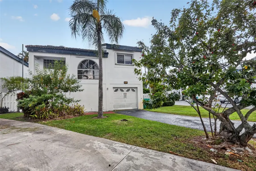 253 NE 211th, Miami, FL 33179 - #2