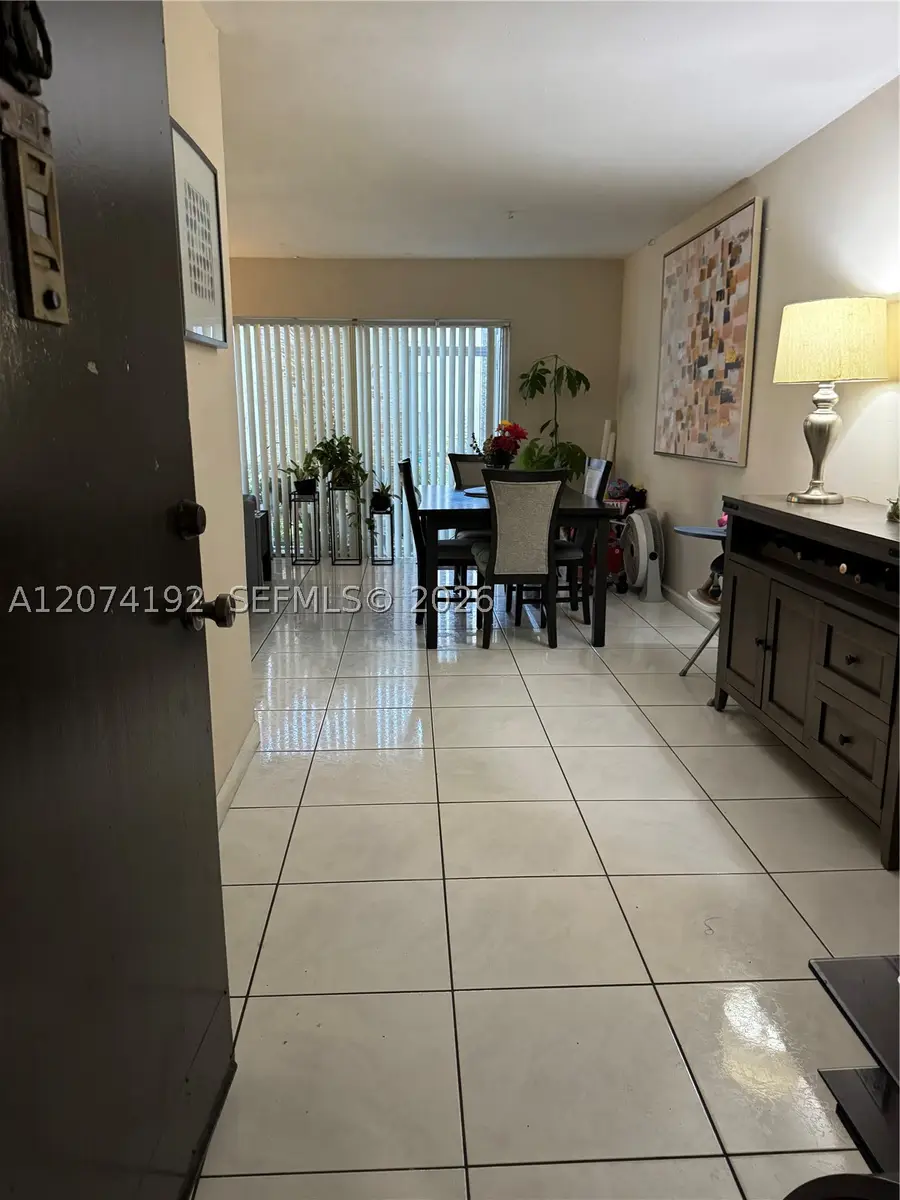 10395 N Kendall #V1, Miami, FL 33176 - #3