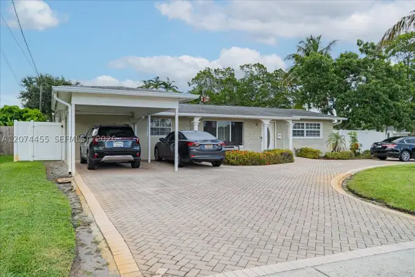 5561 SW 13th, Plantation, FL 33317