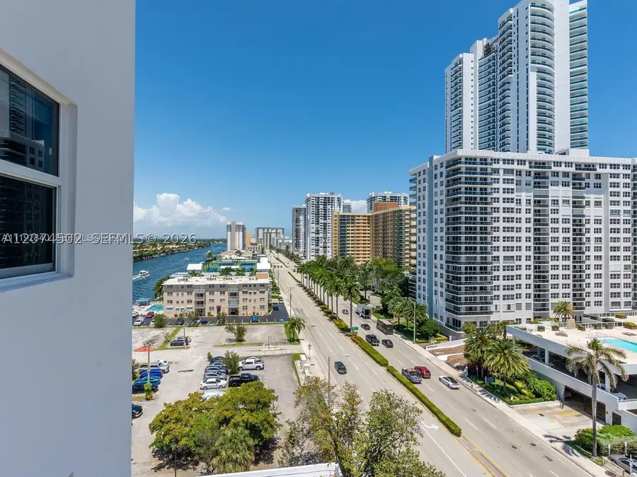 3000 S Ocean #922, Hollywood, FL 33019 - #3