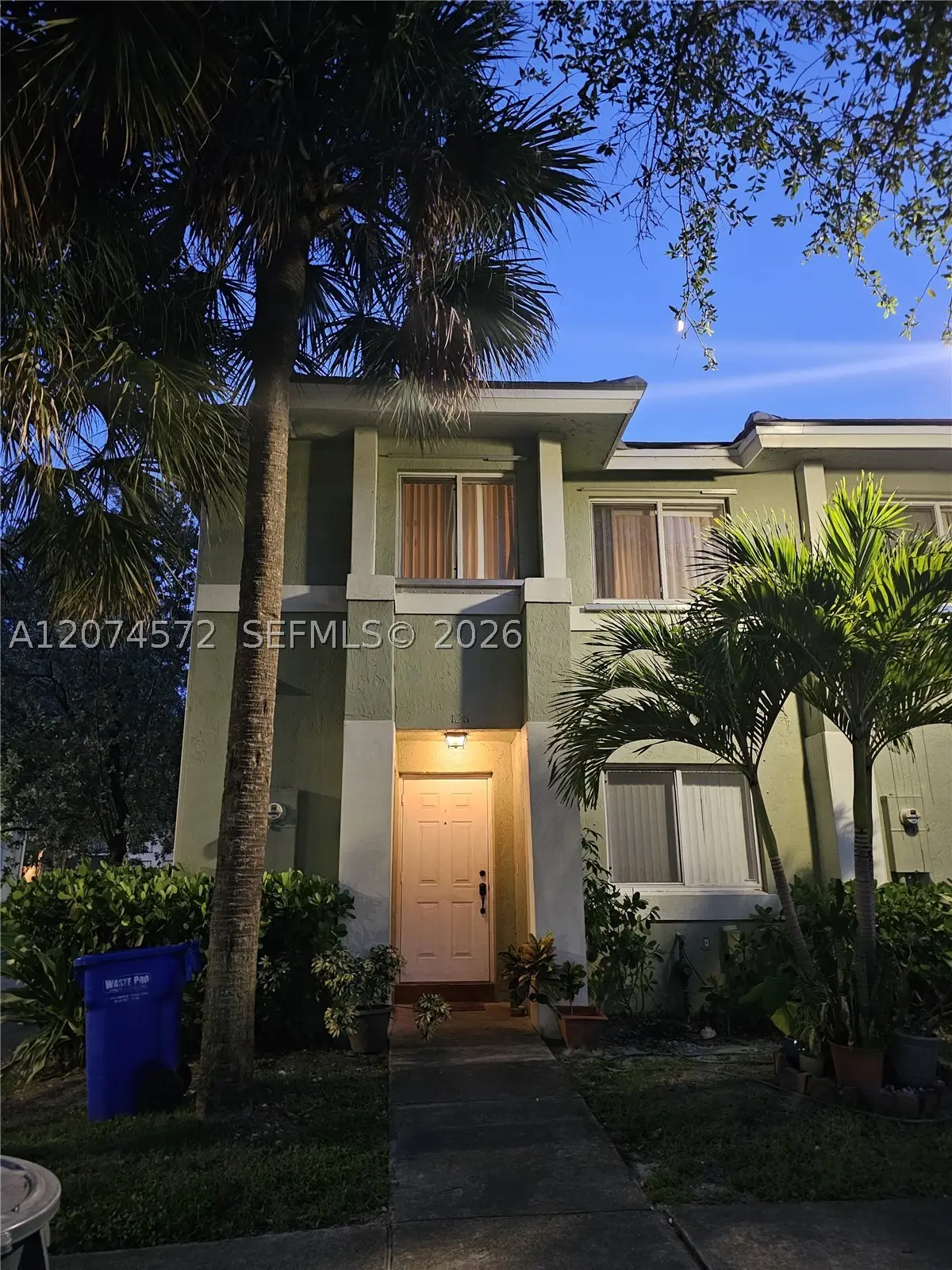 126 Hidden Ct #27-D, Hollywood, FL 33023 - #1