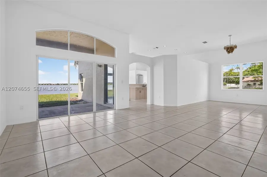 2342 NW 184th, Pembroke Pines, FL 33029 - #2