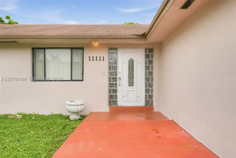 Address Withheld By Seller, Miami, FL 33165 - #3