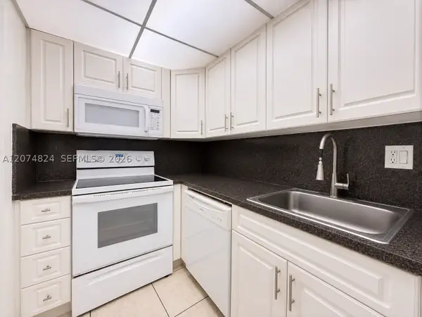 4855 NW 7th #410-6, Miami, FL 33126