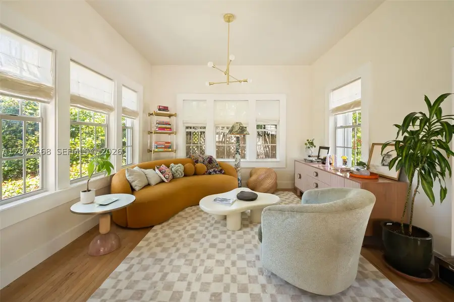 524 W 47th, Miami Beach, FL 33140 - #3