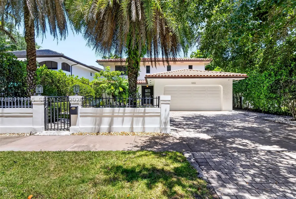 1043 Alfonso, Coral Gables, FL 33146 - #1
