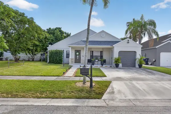15401 SW 144th, Miami, FL 33177