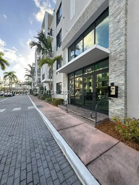 4700 NW 84th #31, Doral, FL 33166 - #1