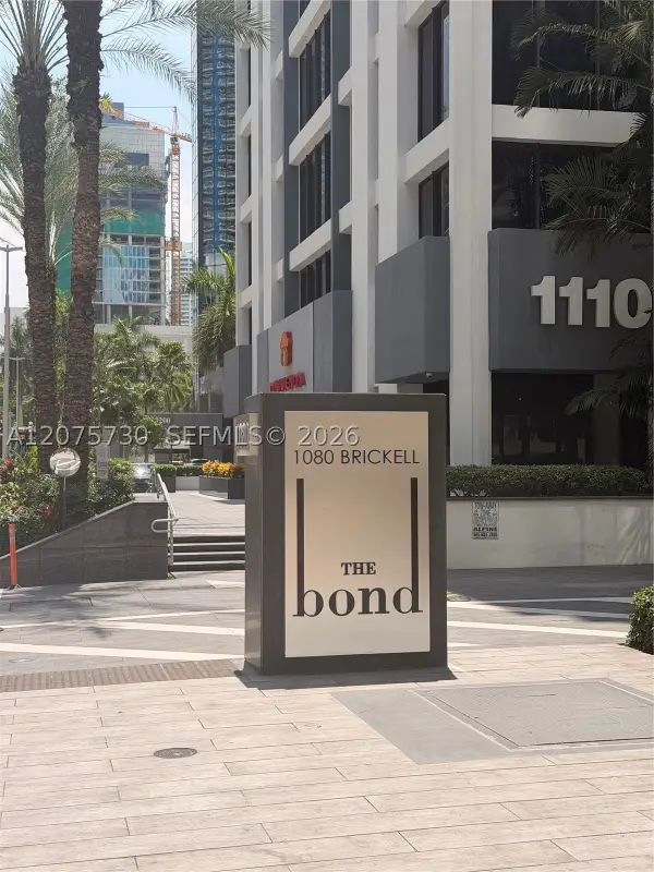 1080 Brickell #913, Miami, FL 33131