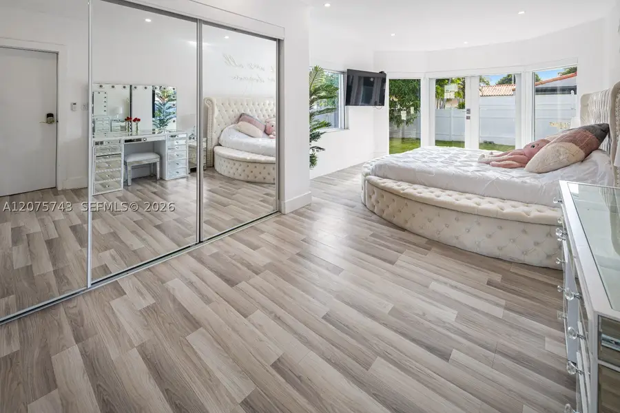 1460 Marseille, Miami Beach, FL 33141 - #2