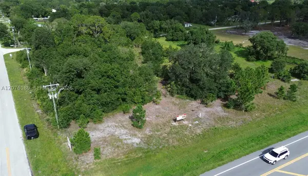. NW 102nd, Okeechobee, FL 34972