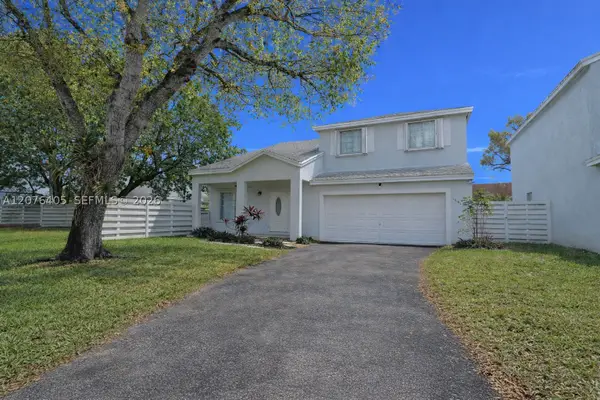 14615 SW 142nd Place, Miami, FL 33186